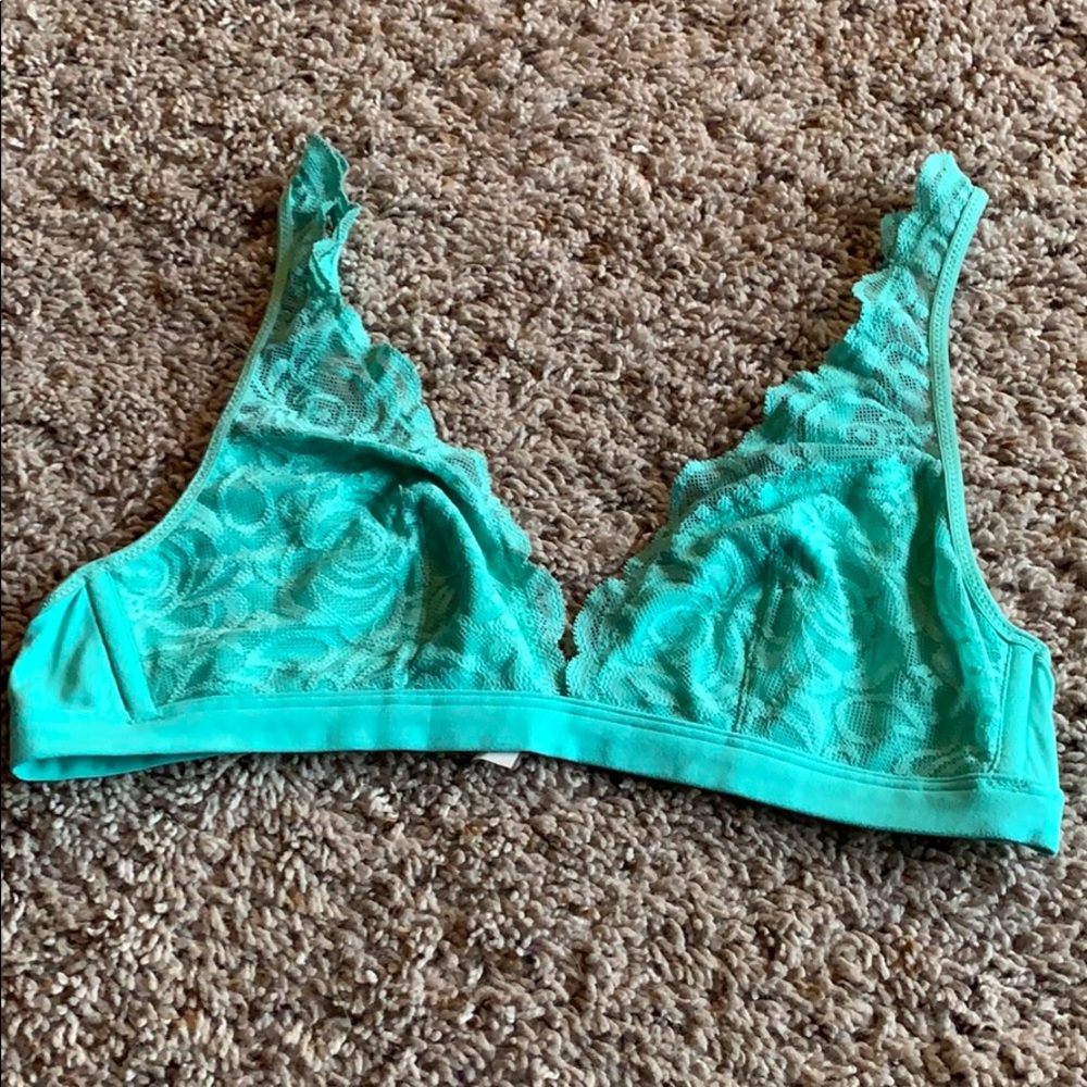 💎Victoria’s Secret Lace Bralette💎